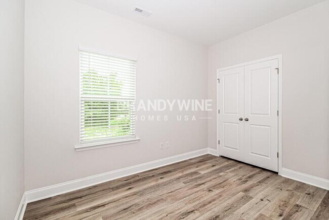 Building Photo - 1032 Wildflower Dr