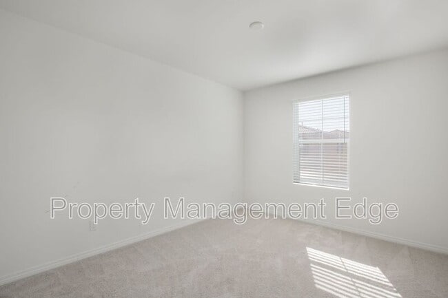 Building Photo - 36644 Desert Tortoise Rd