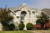 Building Photo - 822 Kipling Dr
