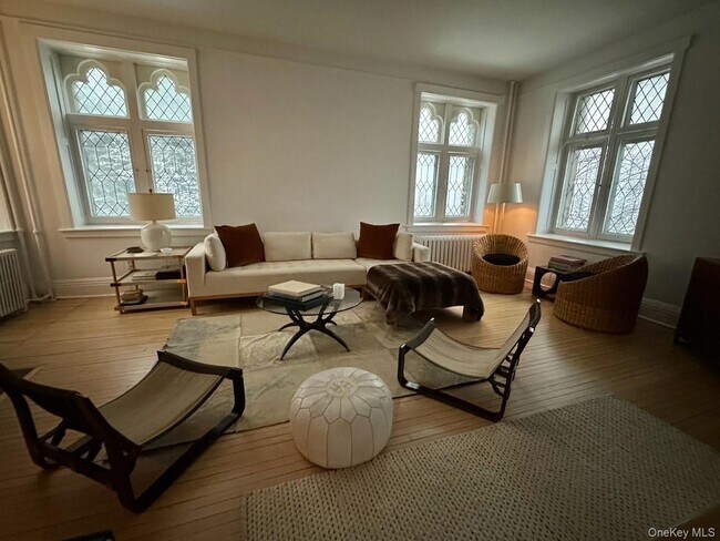 Building Photo - 61 Crows Nest Rd