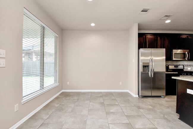 Building Photo - 8139 Heartbrook Field Ln