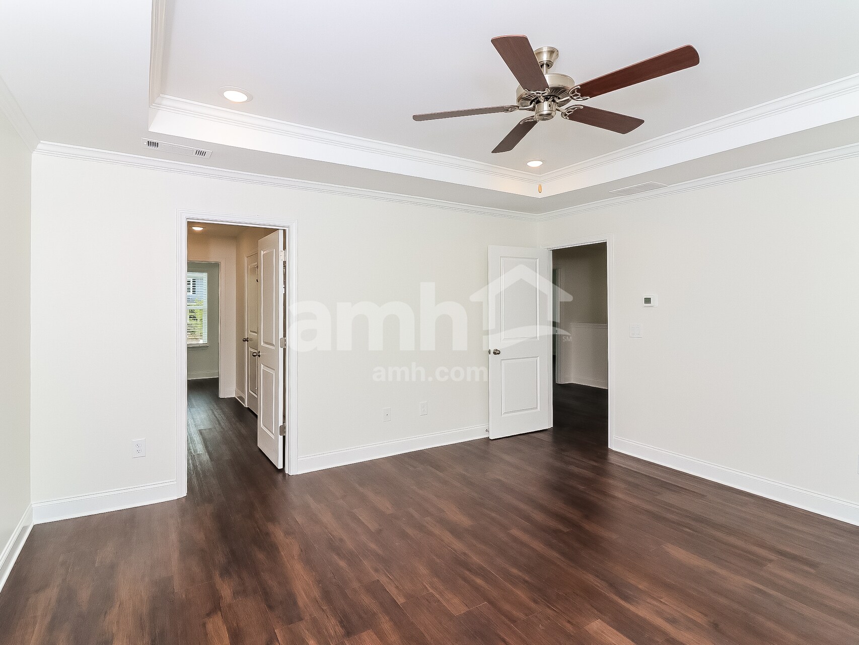 Building Photo - 4040 Chivalry Dr
