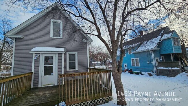 Building Photo - 1453 Payne Ave