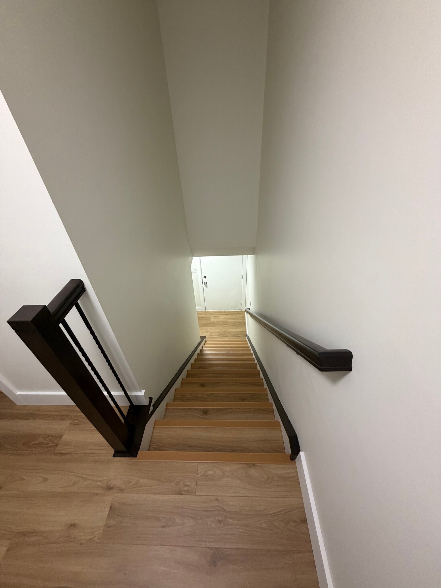 Building Photo - 157 Marine Dr