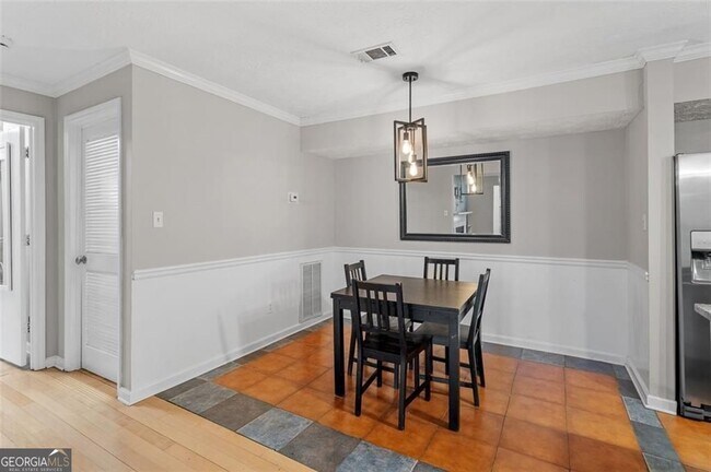 Building Photo - 2045 Brian Way