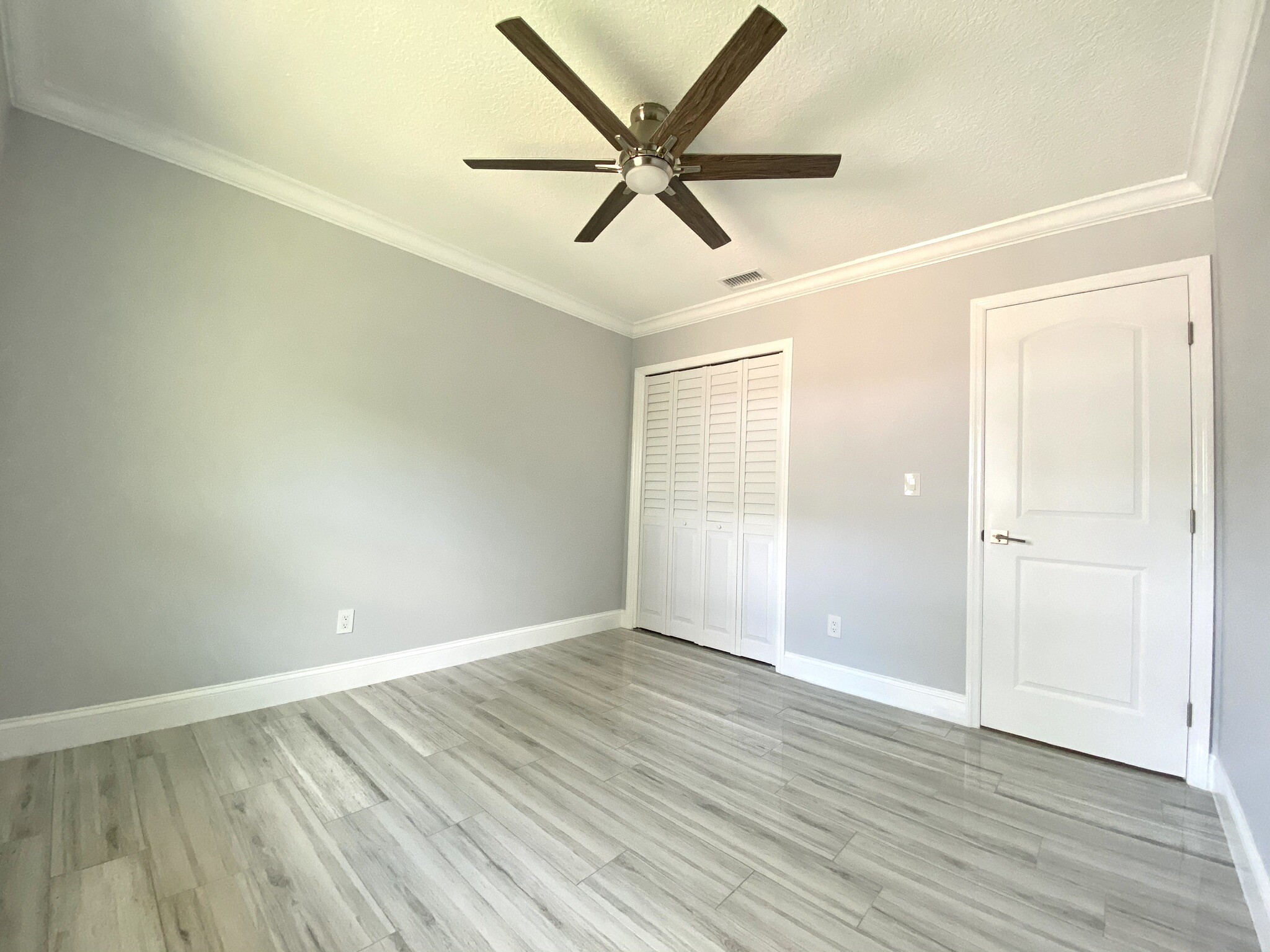 Guest bedroom - 333 SE Martin Ave