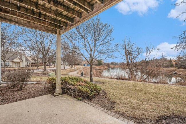 Building Photo - 120 Stirling Ln