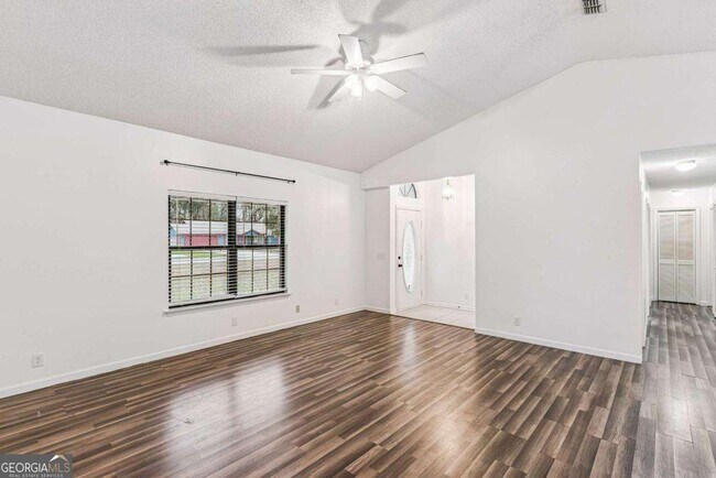 Building Photo - 104 Westridge Ct