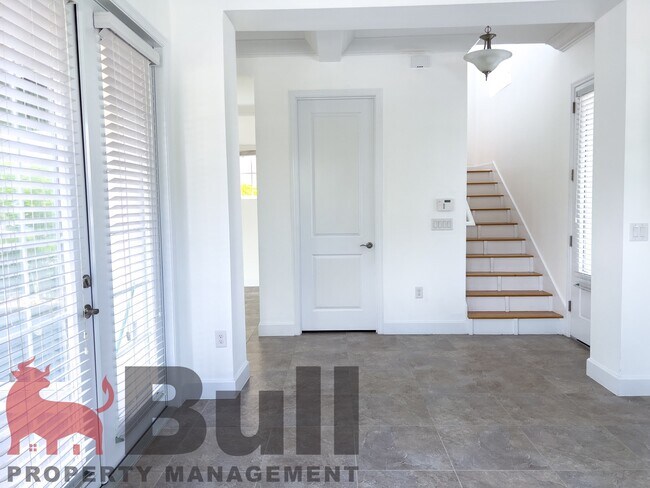 Building Photo - 14014 Dunant Ln