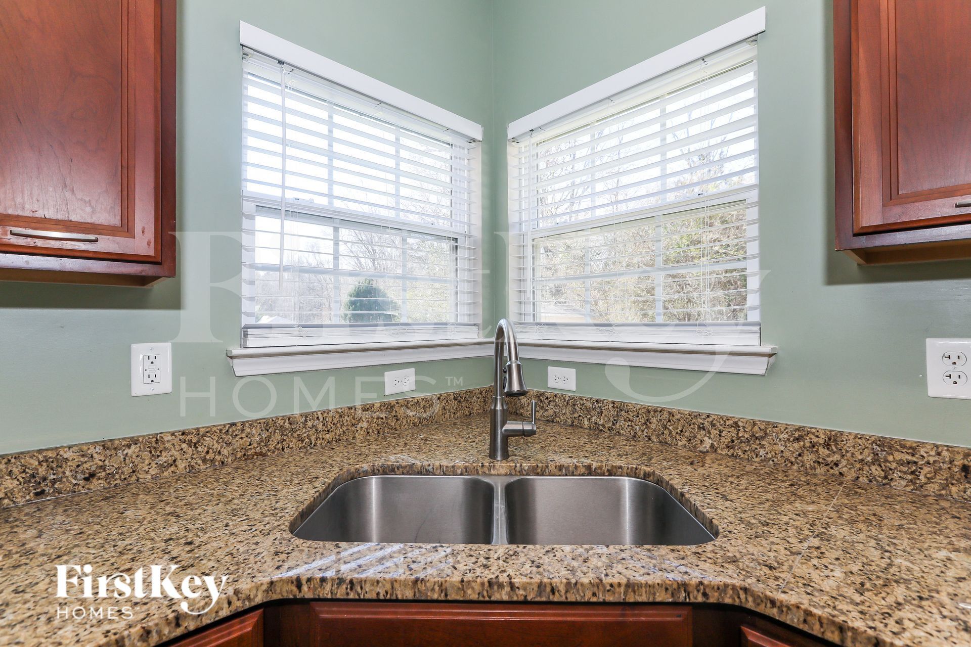 Building Photo - 5911 Parkstone Drive