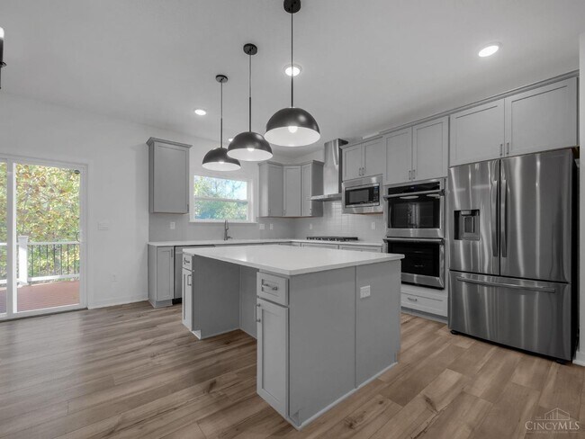 Building Photo - 8705 Quietwood Ln