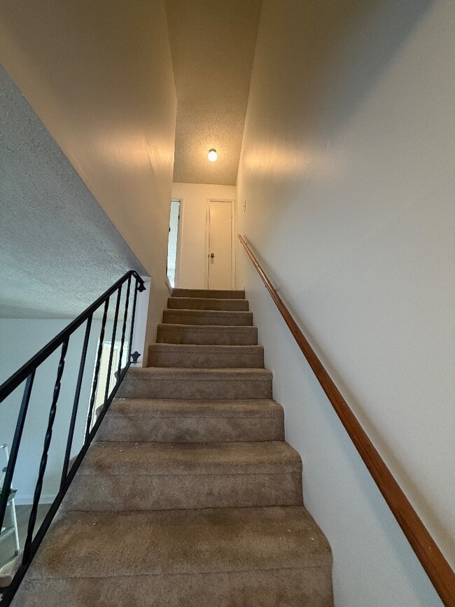 Building Photo - 21 Rivers Point Row