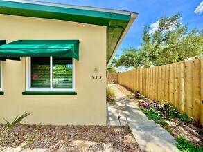 Building Photo - 533 Yelvington Ave