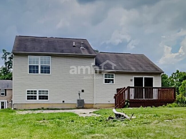 Building Photo - 1234 Nottingham Rd