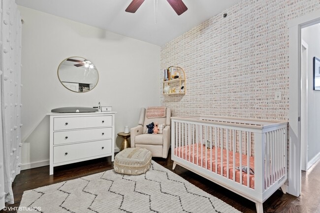 Building Photo - 18 S Aberdeen St