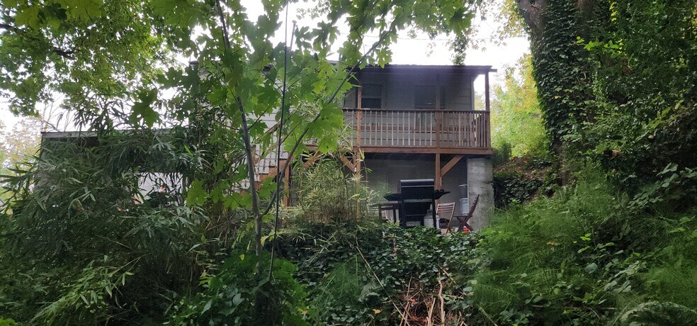 Building Photo - 10714 24th Ave NE