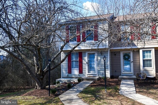 Building Photo - 1648 Fieldthorn Dr