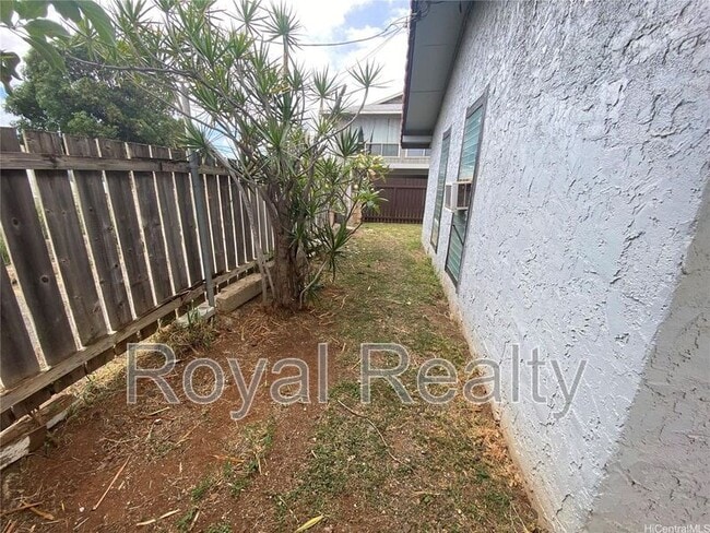 Building Photo - 84-1111 Lahaina St A1