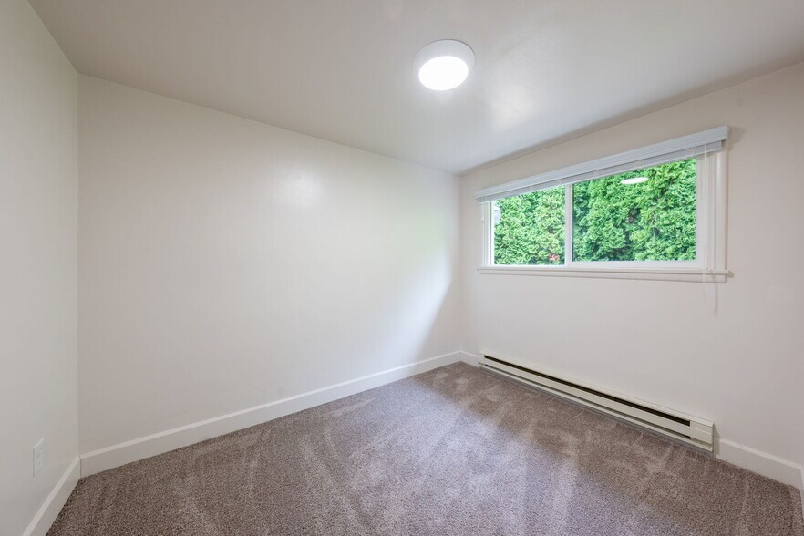 Building Photo - 851 S 54th St