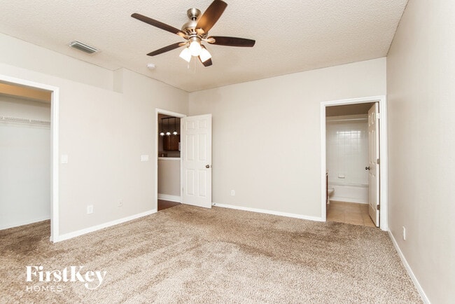 Building Photo - 946 Riviera Point Dr