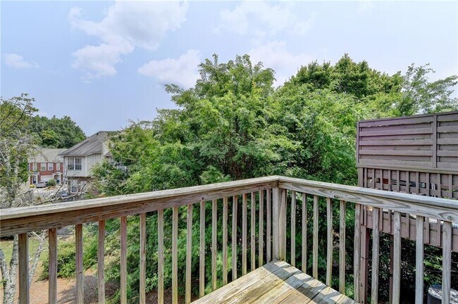 Building Photo - 3187 Mill Springs Cir NE