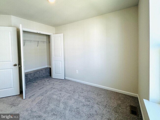 Building Photo - 12 BROOKFIELD Mews