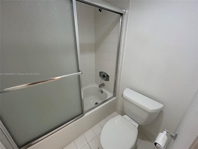 Building Photo - 20335 W Country Club Dr