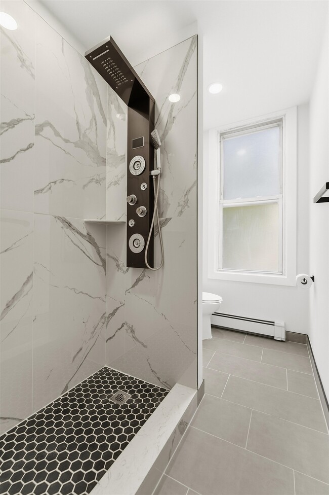 Building Photo - 1714 West St