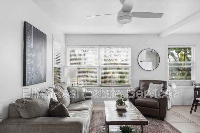 Building Photo - 2606 Juan St