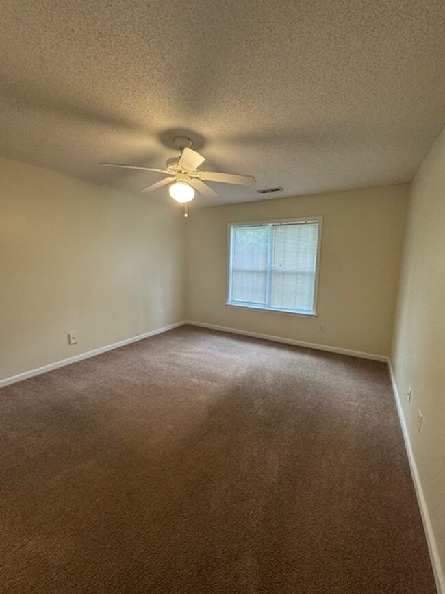 Building Photo - Condo in Holton Place - 2nd Floor Unit - W...