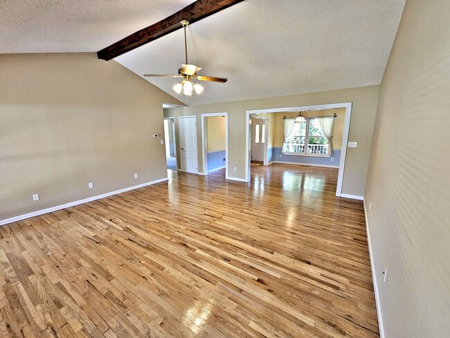Building Photo - HOUSE FOR RENT - 4BR - Harvest