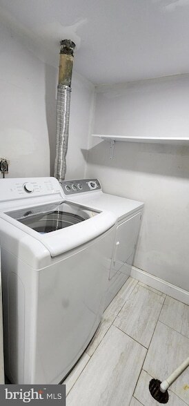 Building Photo - 7902 San Leandro Pl