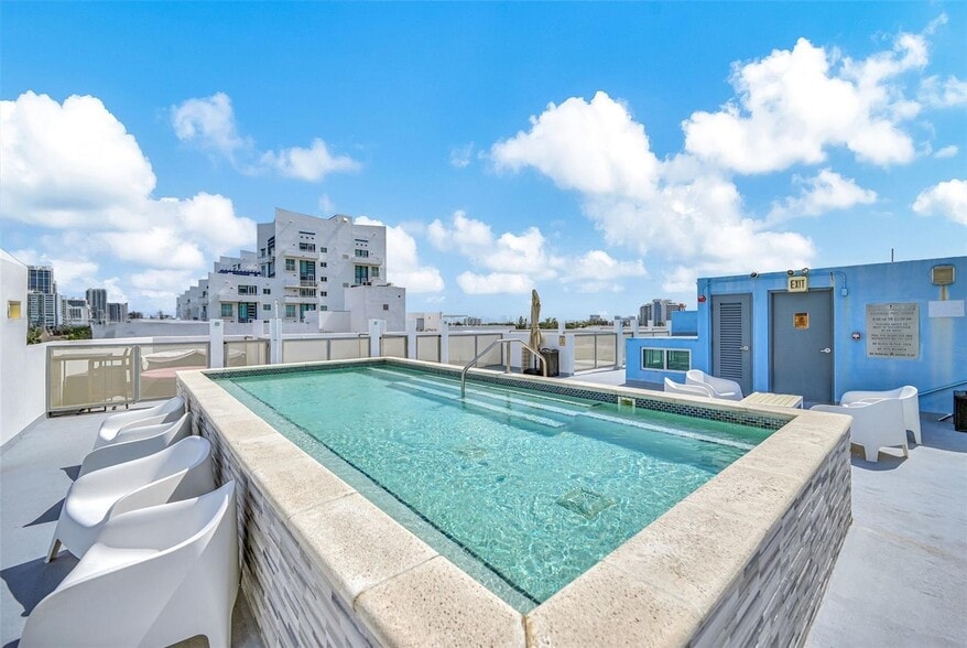 Building Photo - 7728 Collins Ave