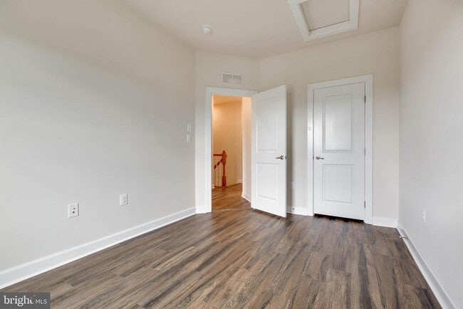 Building Photo - 7656 Telamon Wy