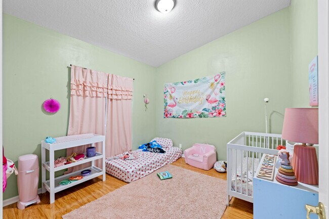 Building Photo - 103 Black Olive Crescent