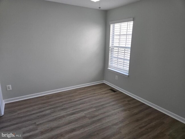 Building Photo - 514 Millar Ct