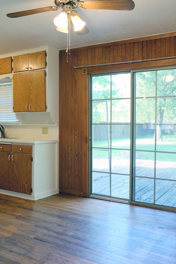 Sliding door to deck - 718 Cordell St