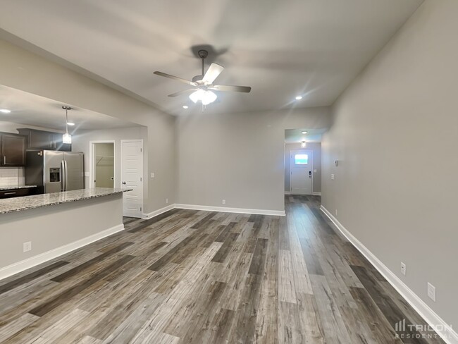 Building Photo - 4034 Ft Sumter Dr