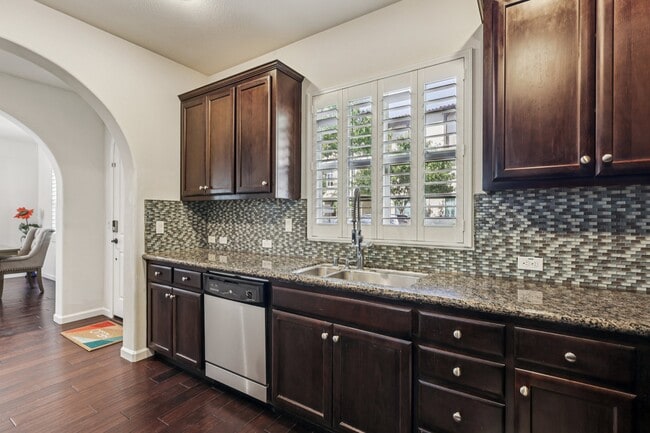 Building Photo - 5010 Barrenstar Way