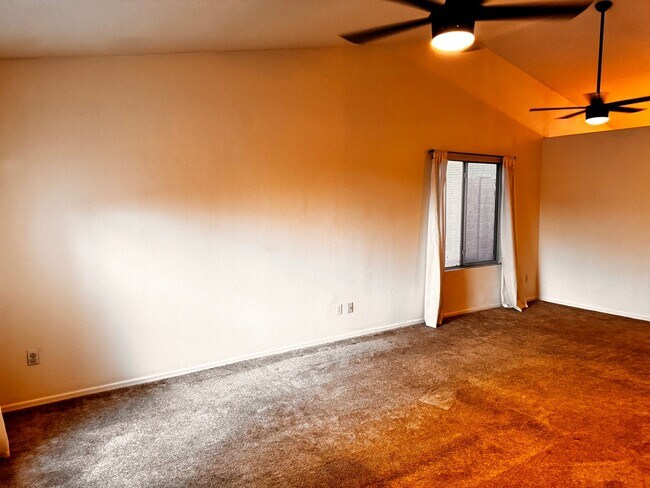 Building Photo - Apache Junction 3 bedroom rental
