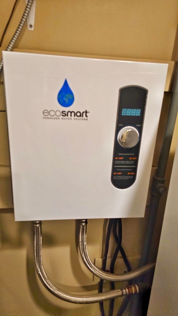 Building Photo - Beautiful 3 Bed 2 Bath Rambler in Beautiful Redmond