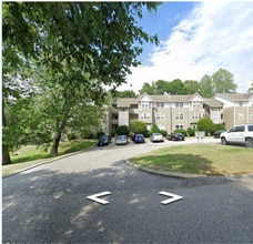 Building Photo - Willowbrook