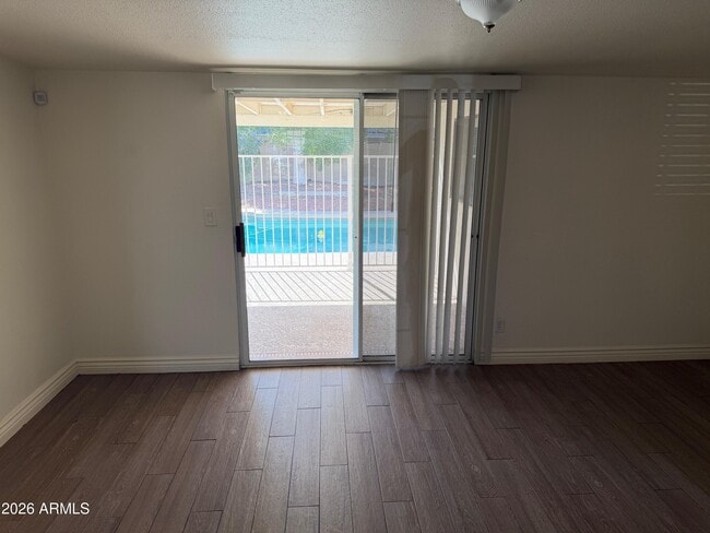 Building Photo - 6815 W Carol Ave