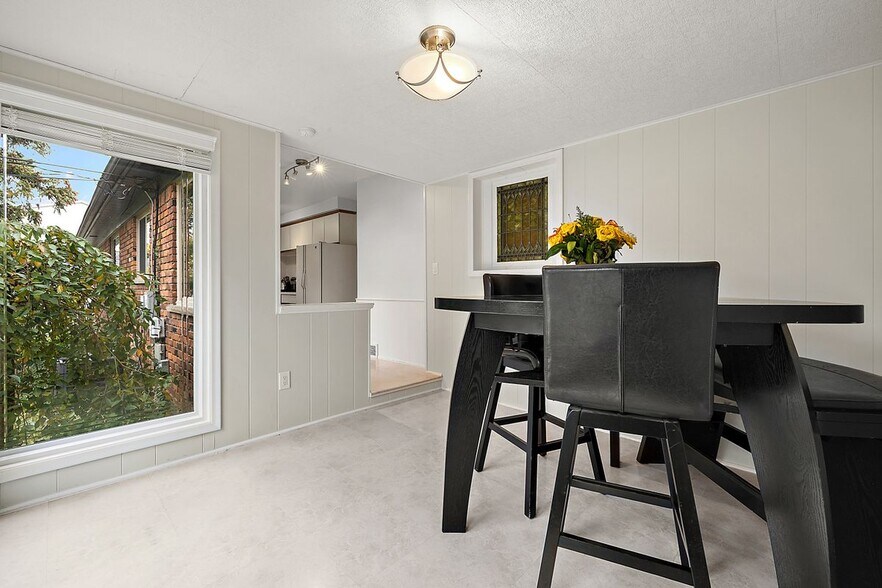 Building Photo - 2432 Hawkins Ave