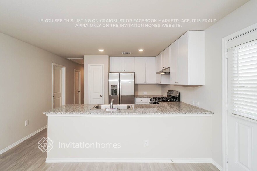 Building Photo - 13703 Bucket Way