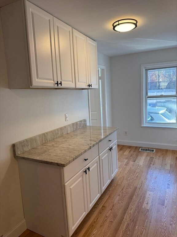 Building Photo - 205 D St
