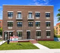 Building Photo - 87-13 Homelawn St