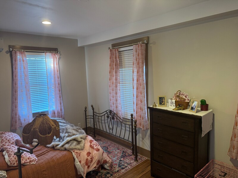 Building Photo - 201 Mulberry St