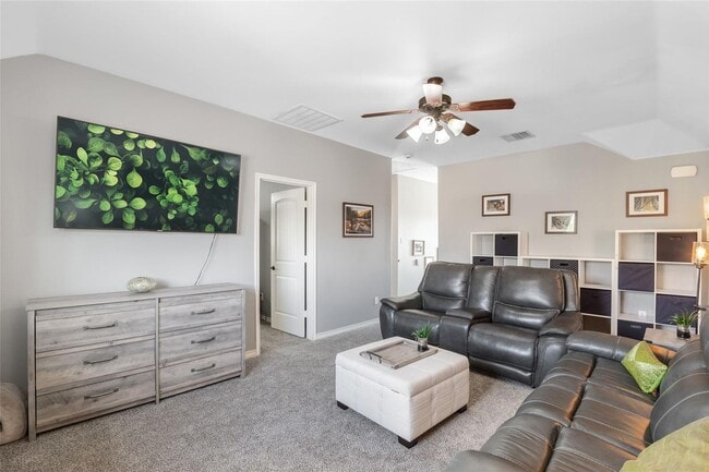 Building Photo - Resort-Style Living in the Heart of Dalton Ranch