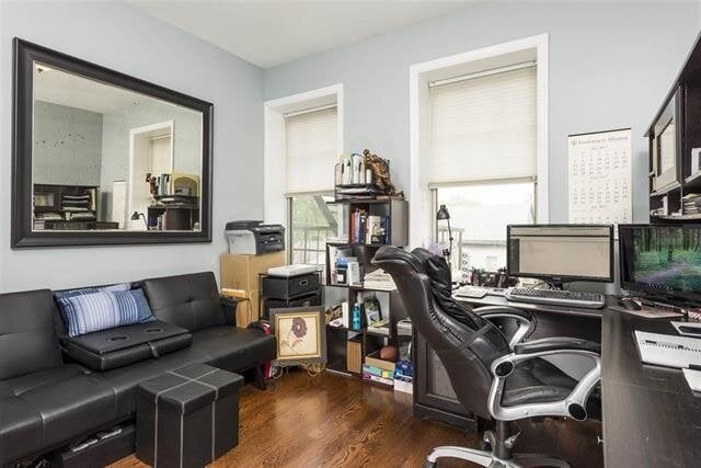 Building Photo - 42 Prospect St